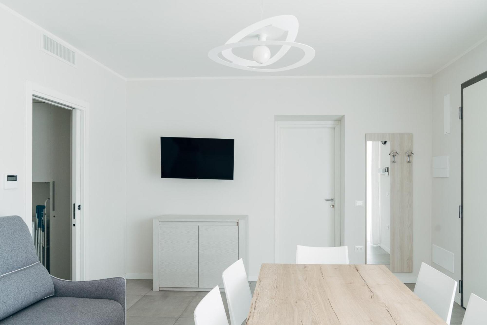 The Prince - Luxury Apartments With Pool Peschiera del Garda Dış mekan fotoğraf